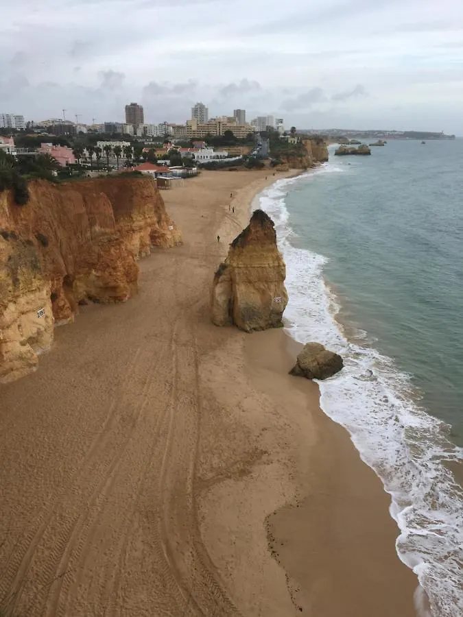 Luxury Quiet Apartment With Private Pool Near The Beach And Mountains In Algarve Portimão